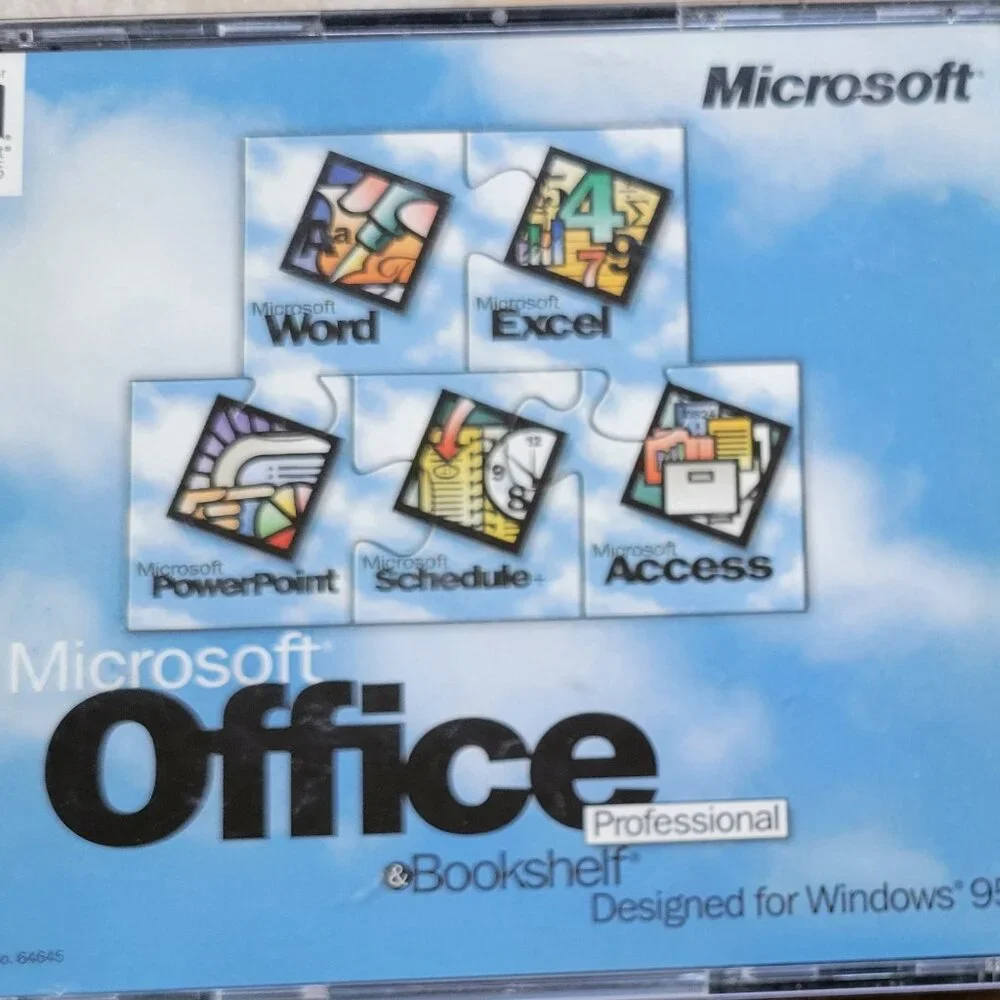 Vintage - Microsoft Office Professional & Bookshelf for Windows 95, 2 CDs, 1995